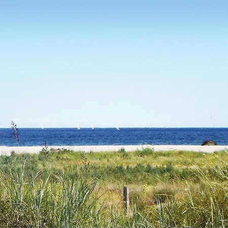 Abendrot 1 - Dorf 3 * Priwall