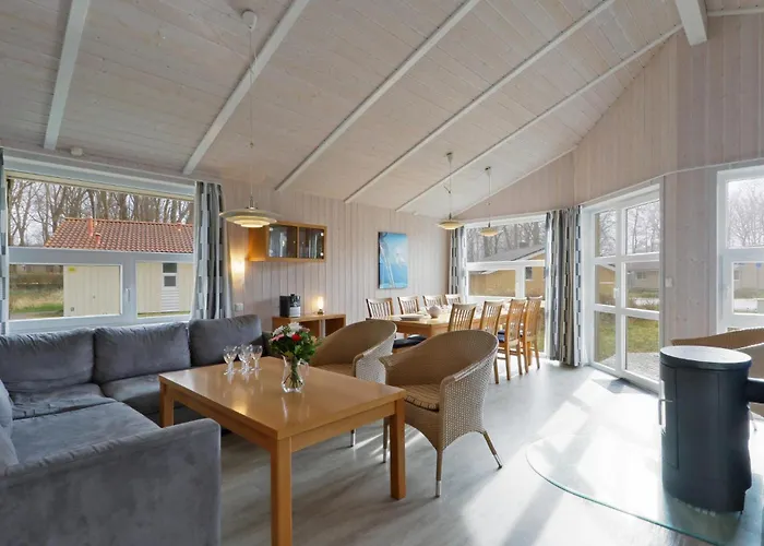 Abendrot 1 - Dorf 3 Priwall