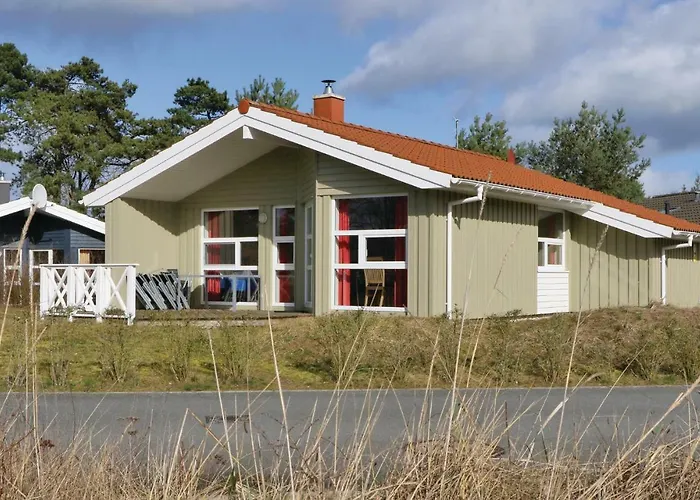 Abendrot 1 - Dorf 3 * Priwall